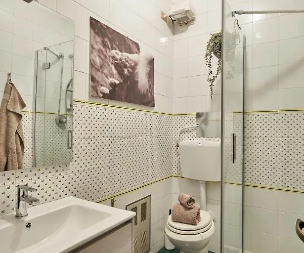 Guesthost - Little Brick House On Hills Apartamento