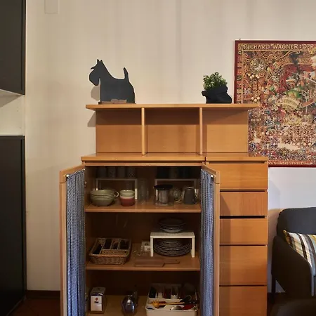 公寓 Little Brick House On Hills With Balconies *